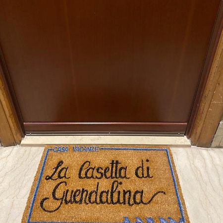 La Casetta Di Guendalina ليدو دي أوستيا المظهر الخارجي الصورة
